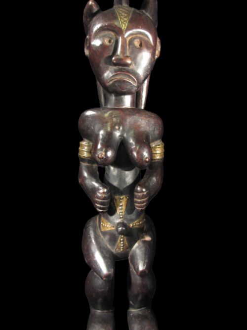 Weibliche byeri Reliquienwächterfigur