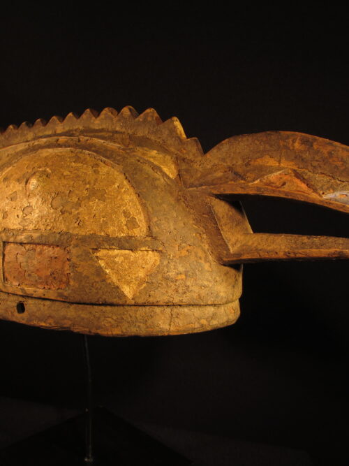 Aufsatzmaske mit Vogelmotiv