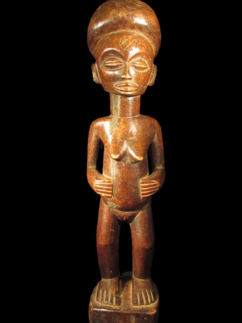 Stehende weibliche Ahnenfigur