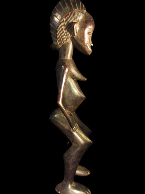 Stehende weibliche Figur