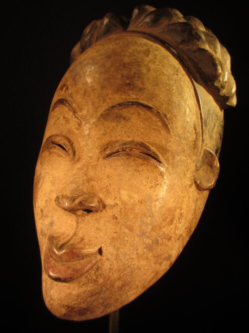 Weibliche Gesichtsmaske